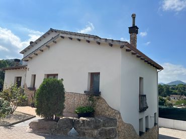 Casa con balcone in vendita a Carrer del Girones