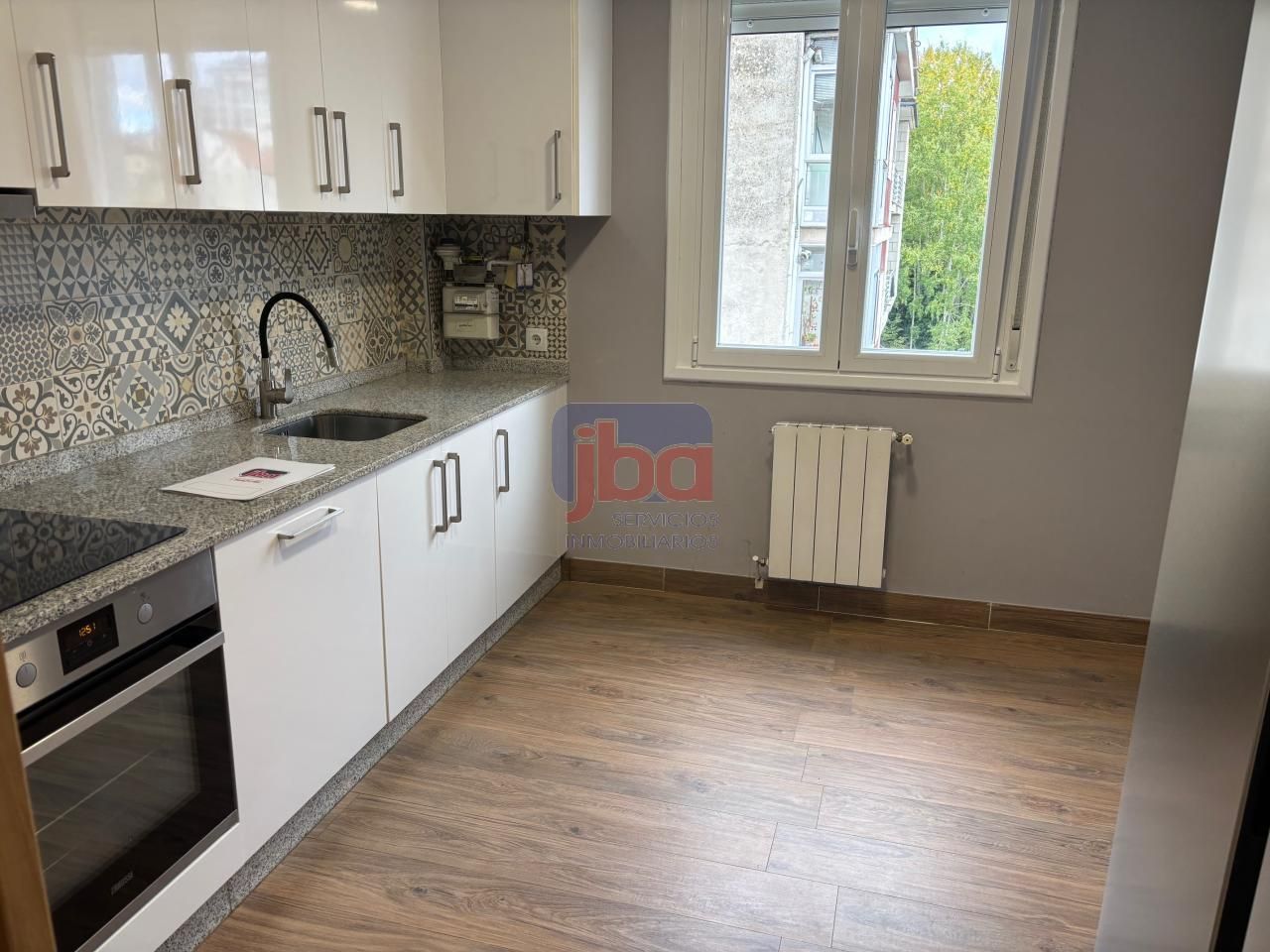 Kitchen of Flat for sale in Ourense Capital   with Heating and Storage room