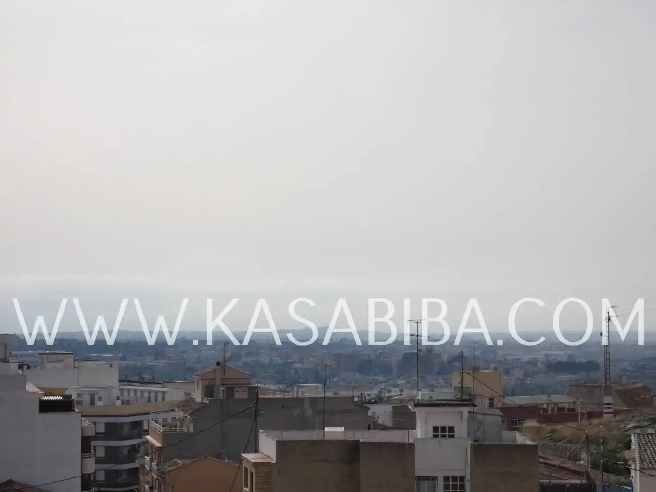 Vista exterior de Àtic en venda en Llíria amb Aire condicionat i Terrassa
