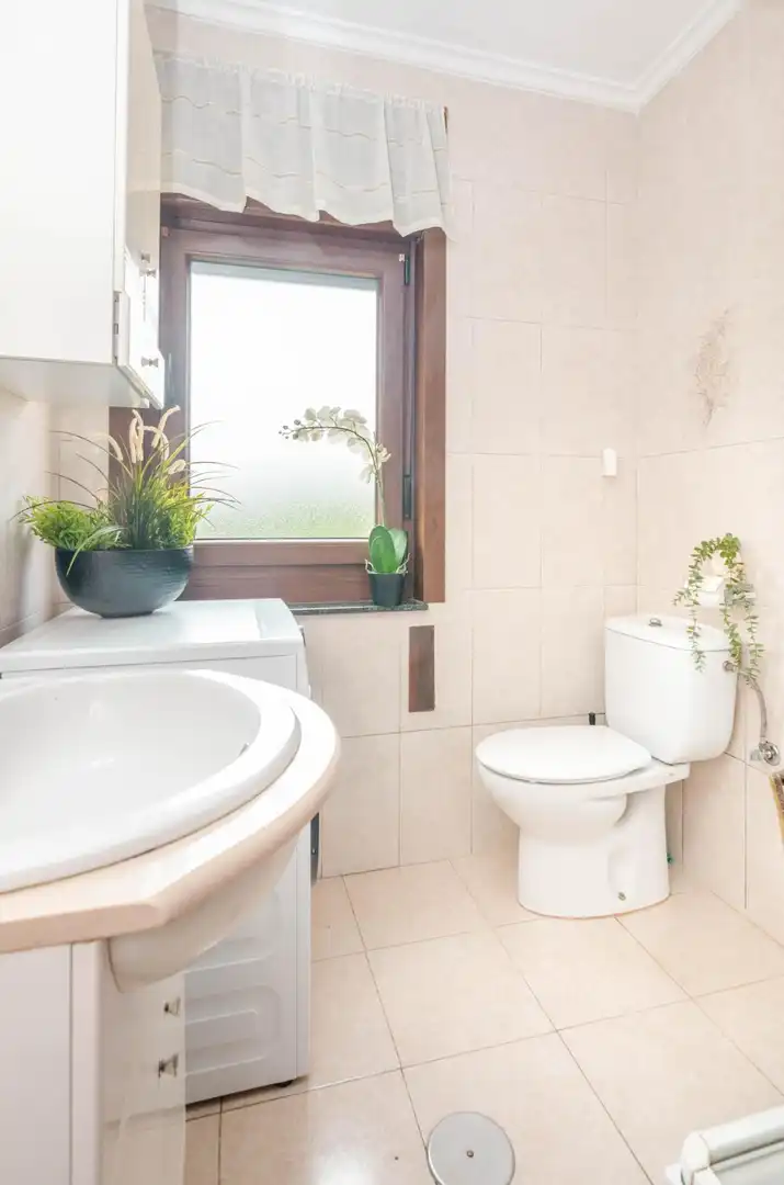 Baño de Casa o chalet en venta en Gozón con Calefacción, Terraza y Amueblado