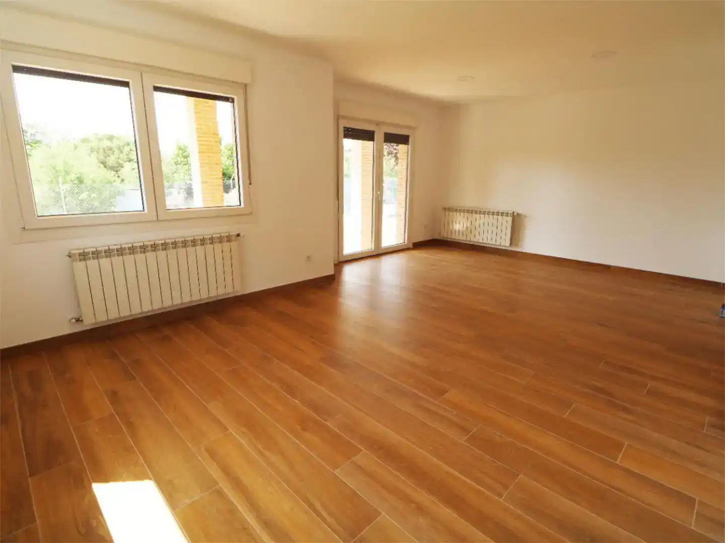 Sala d'estar de Pis de lloguer en Colmenarejo amb Jardí privat i Traster
