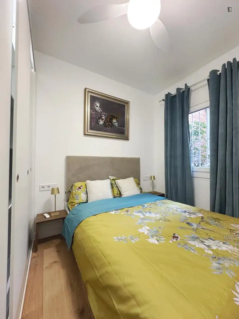 Bedroom of Apartments for rent in L'Hospitalet de Llobregat  with Furnished, Oven and Washing machine