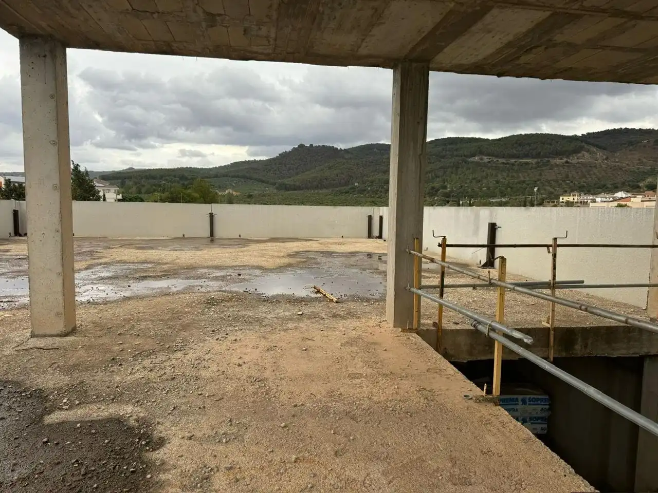 Local comercial en alquiler en Zona de la Vega, imagen 7
