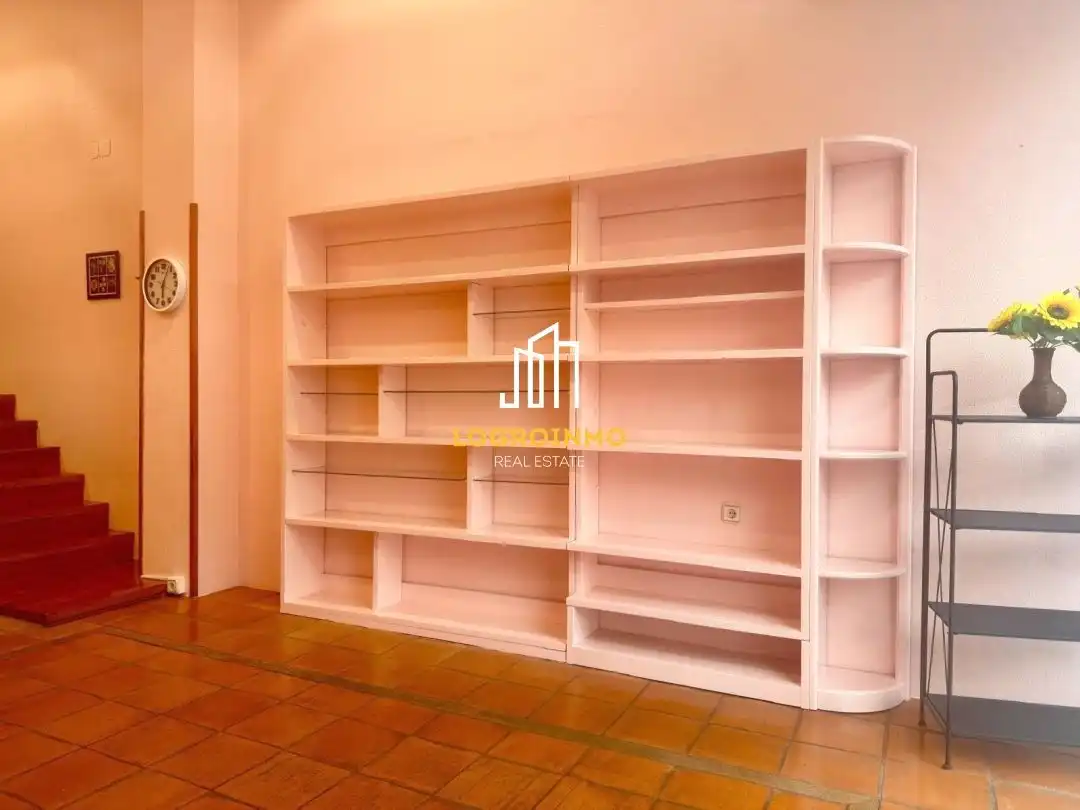 Commercial properties for sale in  Logroño  with Furnished