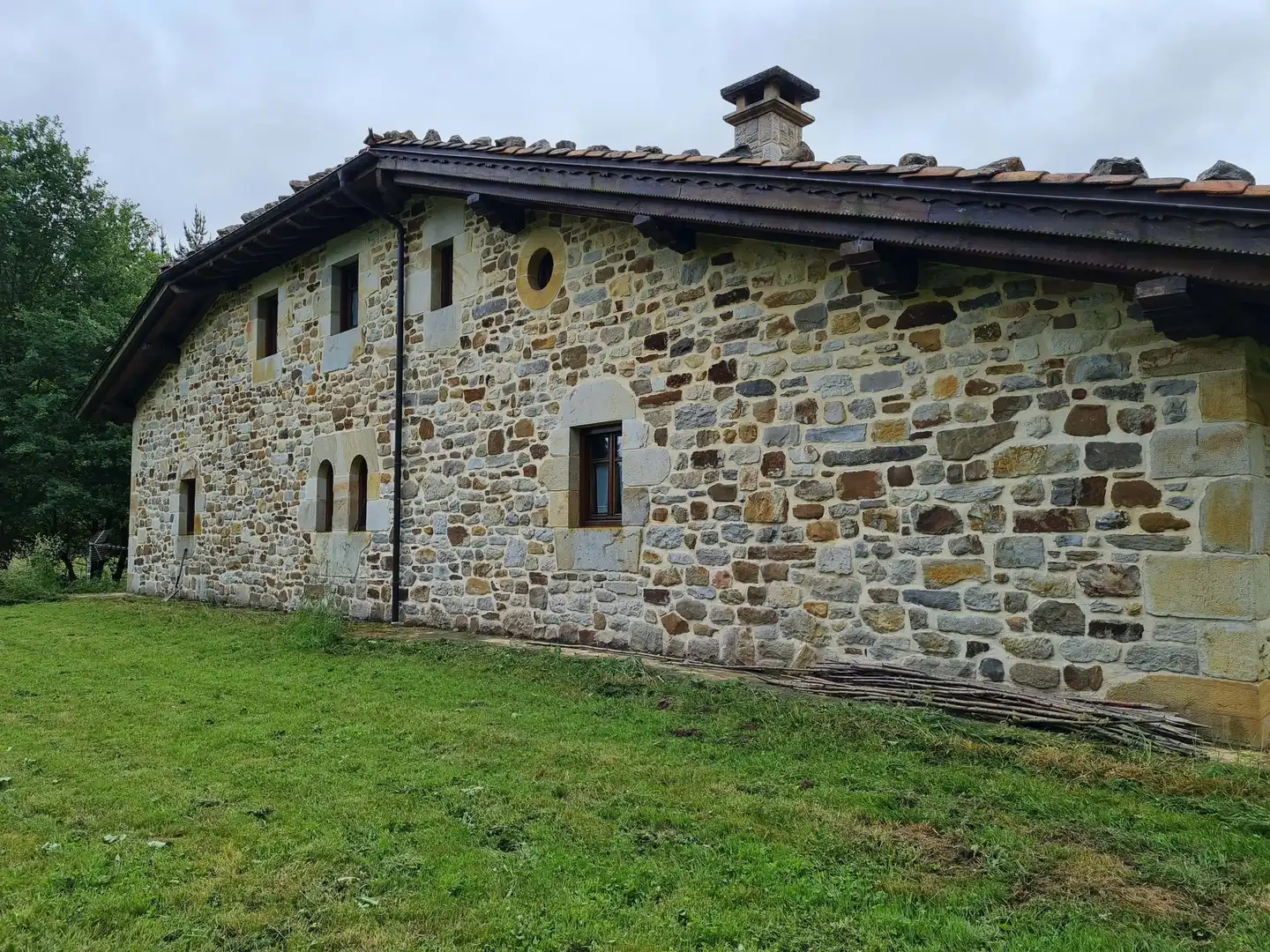 Exterior view of Detached homes for sale in Aramaio