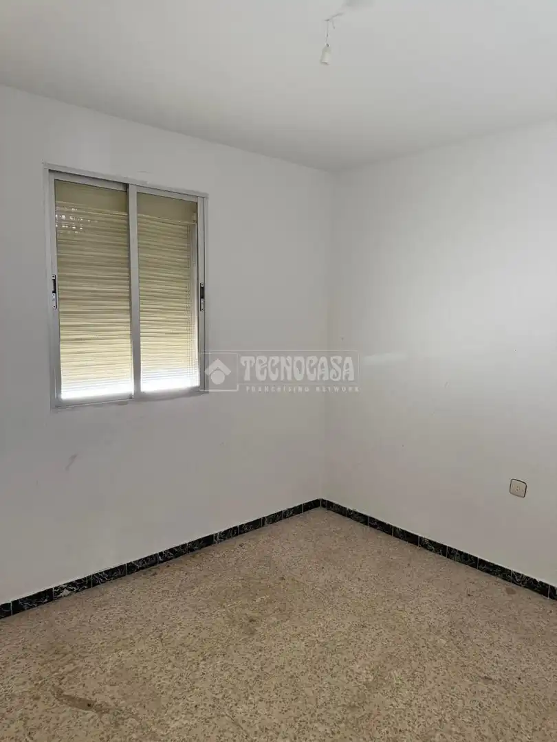 Habitación de Piso en venta en Utrera con Aire acondicionado, Calefacción y Balcón