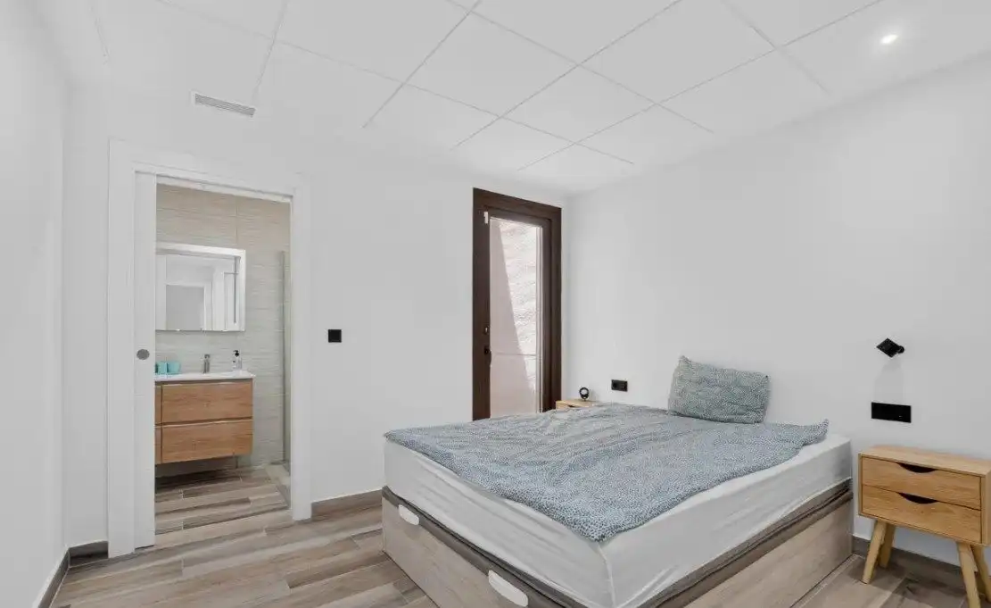 Chalet con piscina en venta en Los Balcones - Los Altos, imagen 21