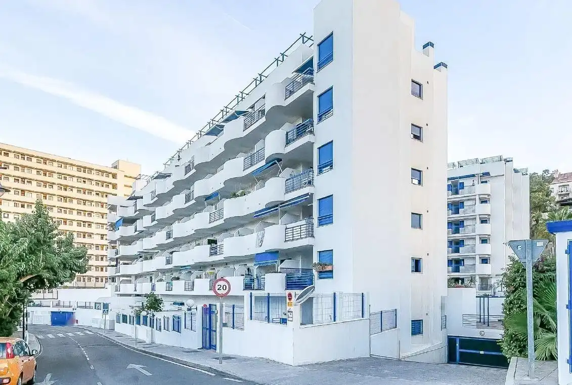 Außenansicht von Wohnungen zum Verkauf in Benalmádena mit Klimaanlage, Heizung und Terrasse