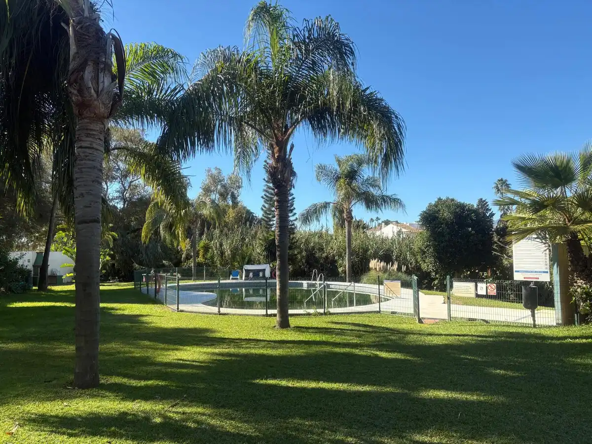 Adossat amb piscina en venda a Estepona - Estepona,Cancelada,Calle arminio, imagen 2