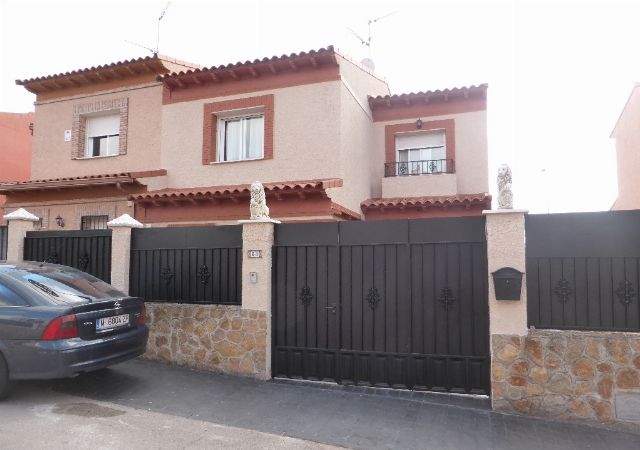 Exterior view of Flat for sale in Santa Cruz del Retamar