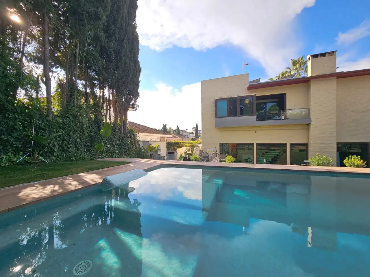 Vista exterior de Casa o chalet en venta en Montequinto con Aire acondicionado, Jardín privado y Terraza