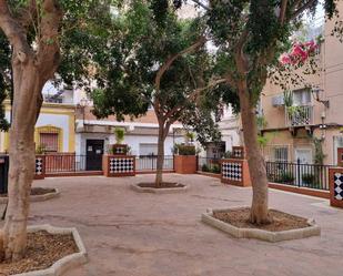 Vista exterior de Casa adosada en venda en  Almería Capital