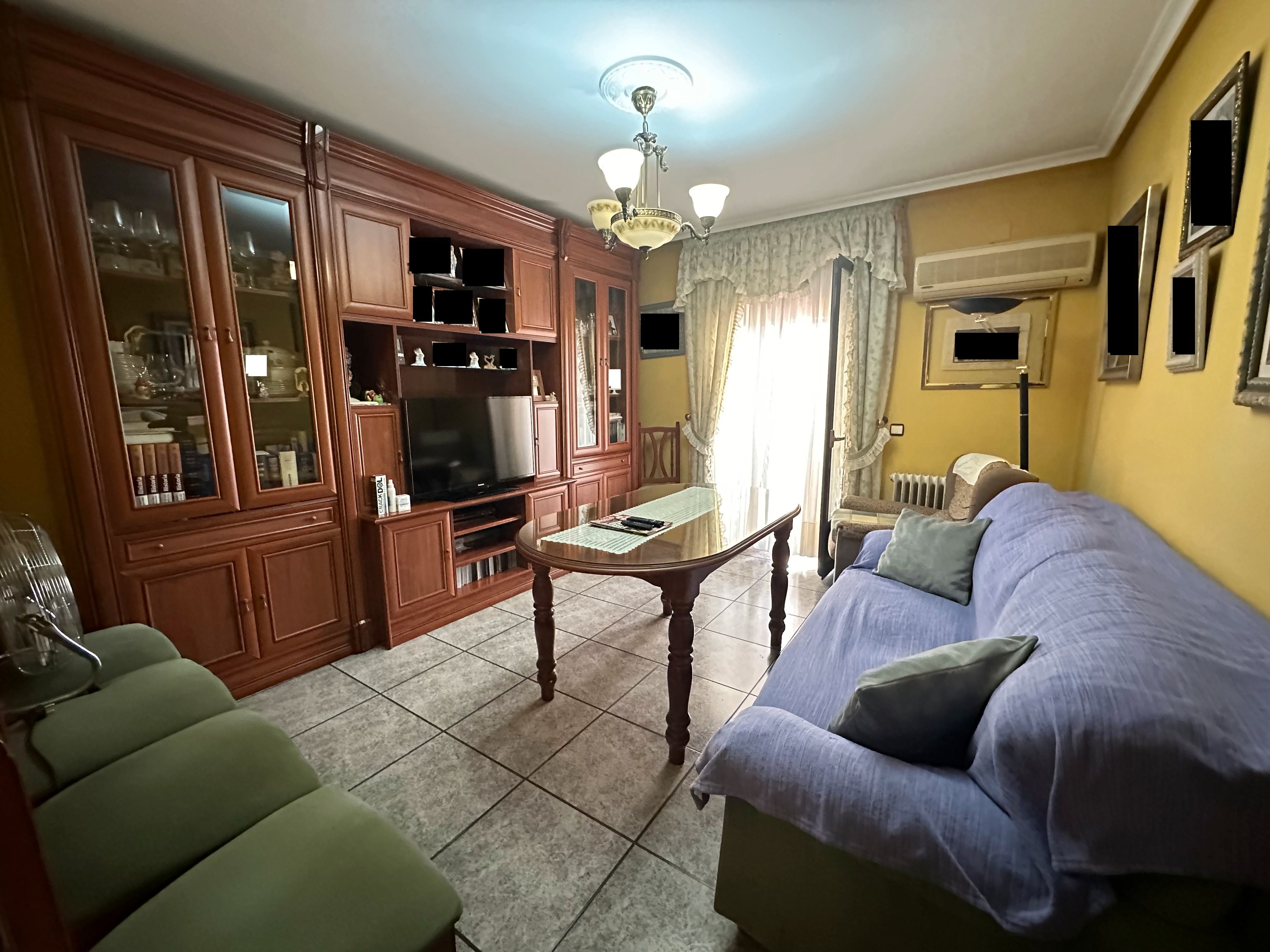 Living room of House or chalet for sale in Úbeda  with Air Conditioner, Heating and Terrace