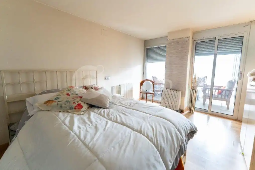 Habitación de Dúplex en venta en Lleida con Aire acondicionado, Calefacción y Parquet