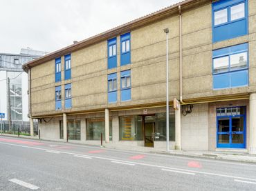 Local comercial en venta en Avenida da Peregrina 14