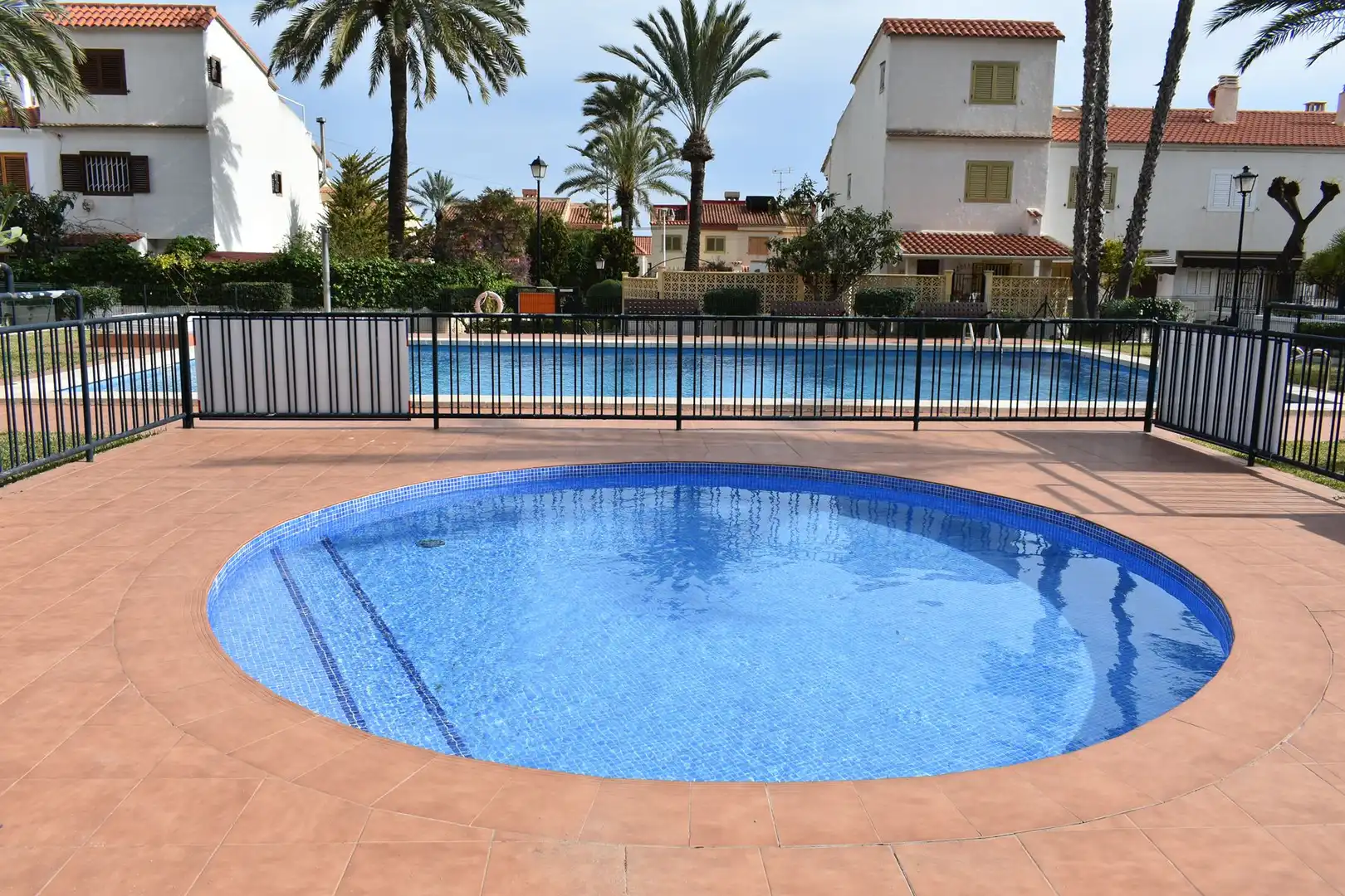 Piscina de Casa adosada en venda en Santa Pola amb Aire condicionat, Terrassa i Moblat