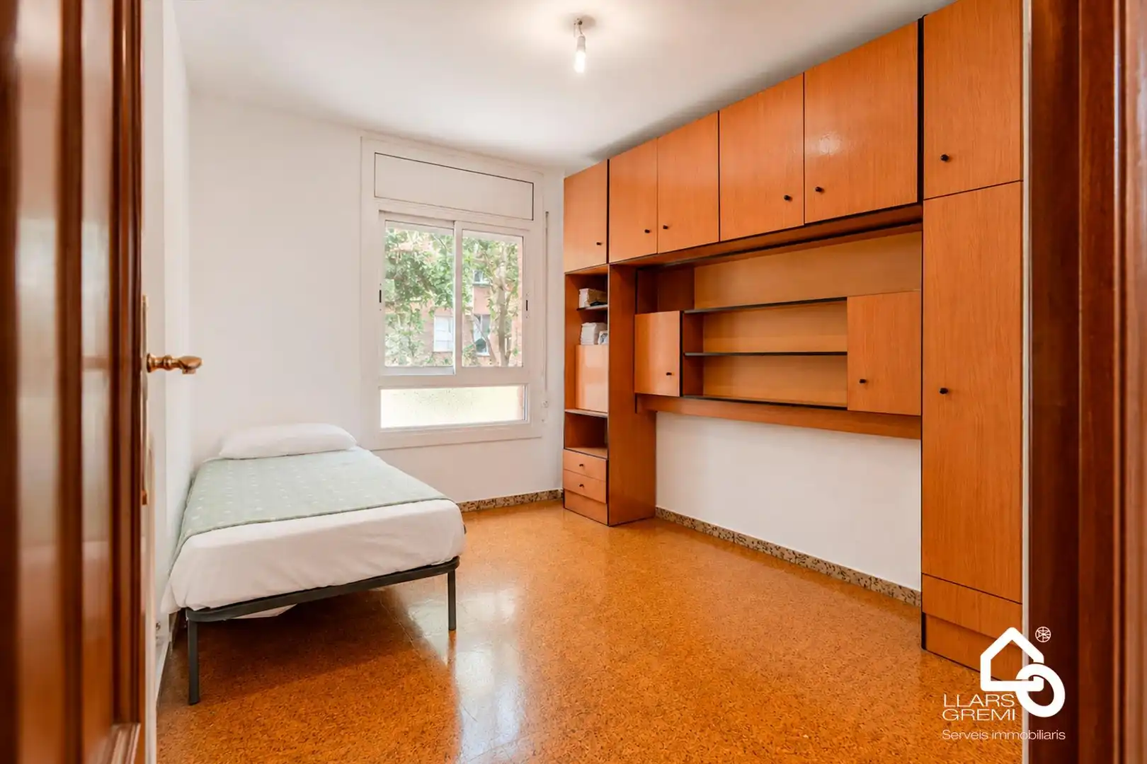 Habitación de Piso en venta en Barcelona con Calefacción y Balcón
