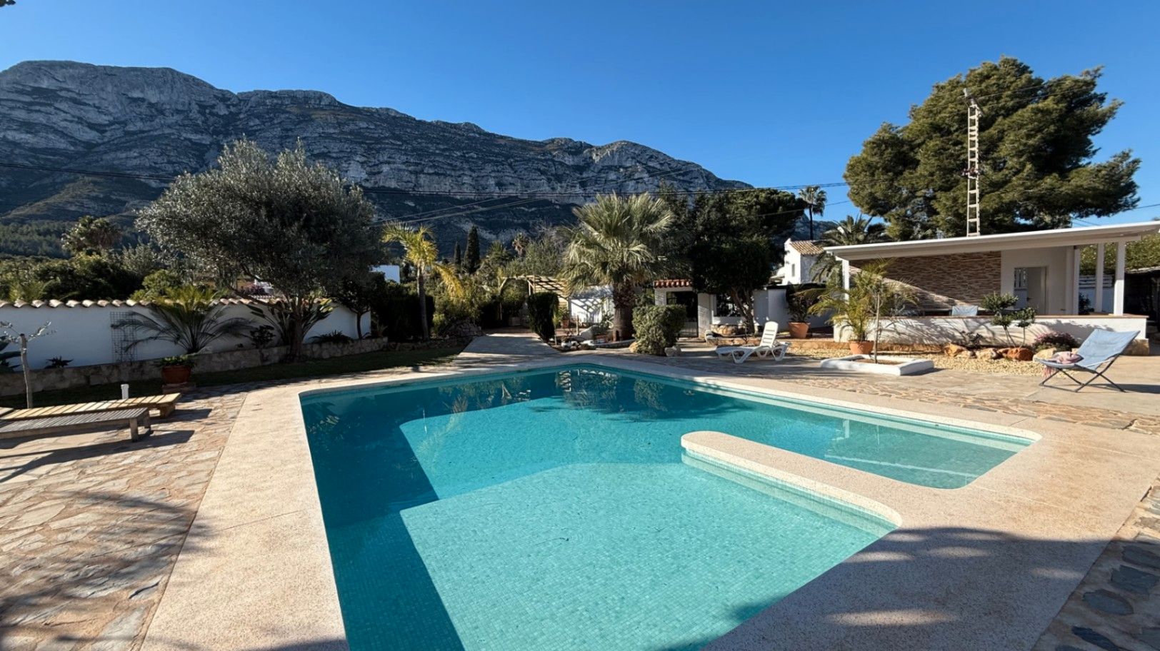 Exterior view of Building for sale in Dénia