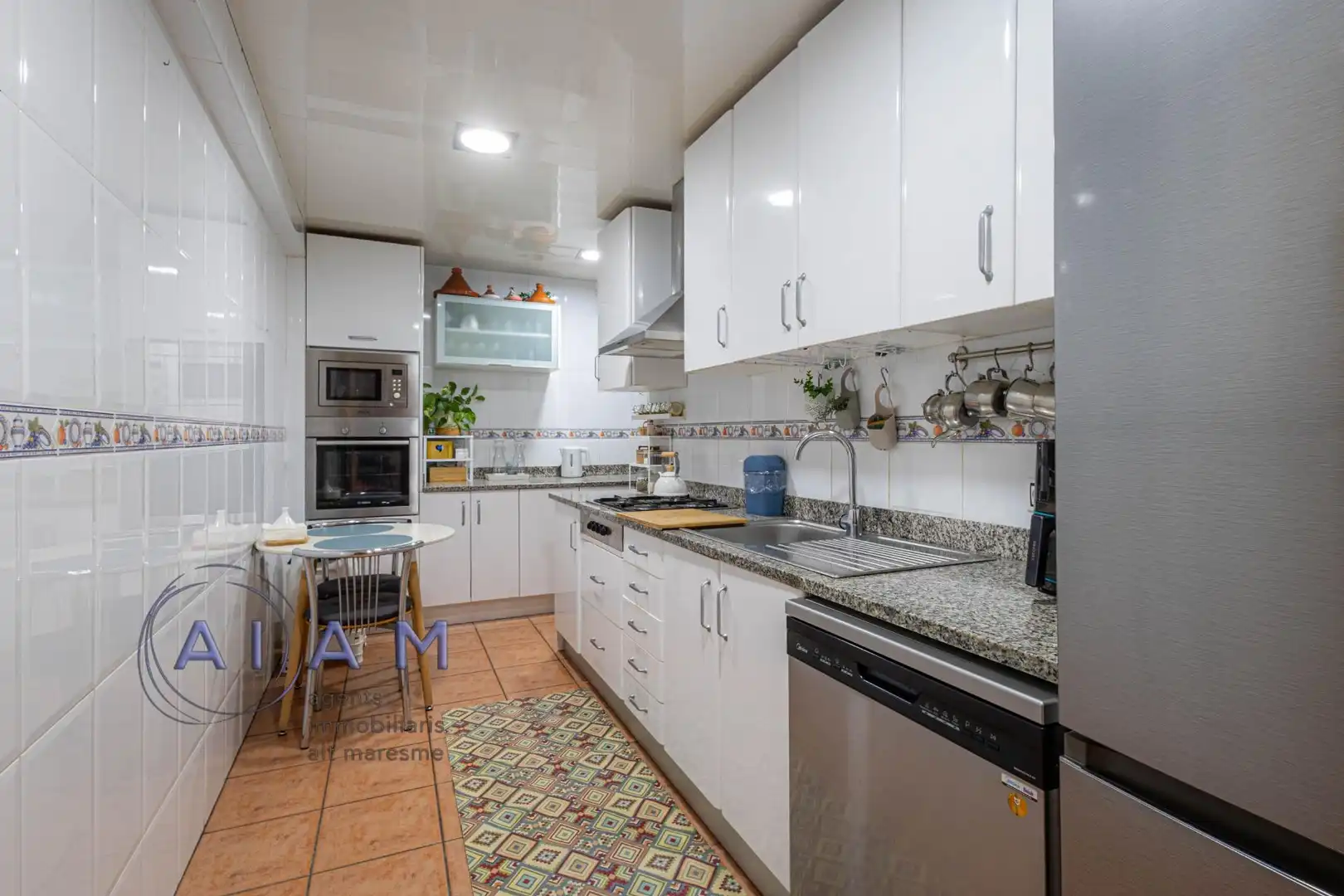 Cocina de Piso en venta en Pineda de Mar con Terraza y Balcón
