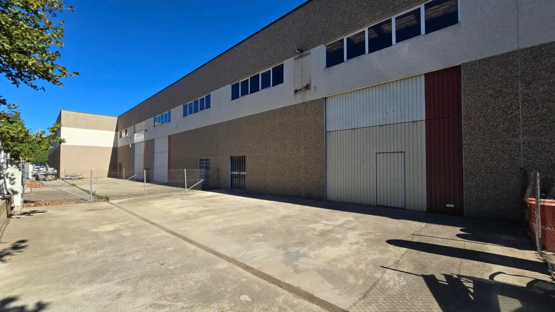 Nave industrial en alquiler en Passeig de l'Estació