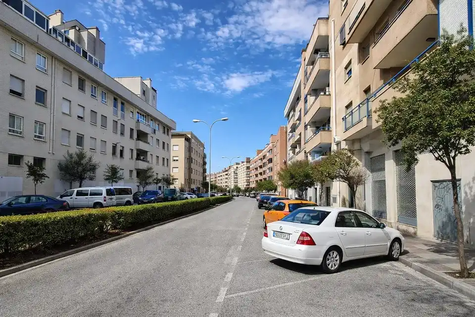 Vista exterior de Pis en venda en Barañáin / Barañain amb Calefacció i Terrassa