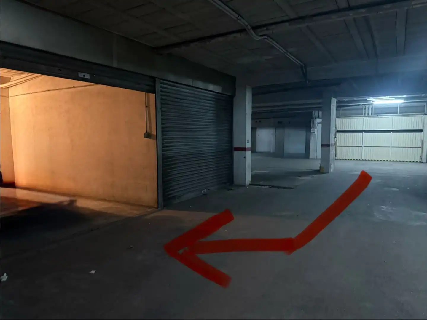 Parking de Piso en venta en Vigo  con Terraza y Balcón