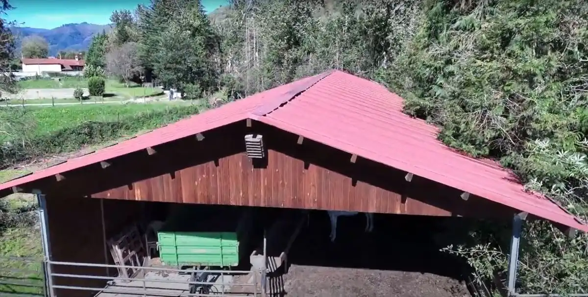 Vista exterior de Finca rústica en venda en Villacarriedo