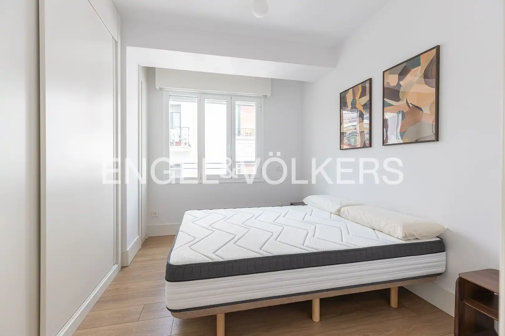 Bedroom of Flat for rent in Madrid  with Air Conditioner, Heating and Storage room