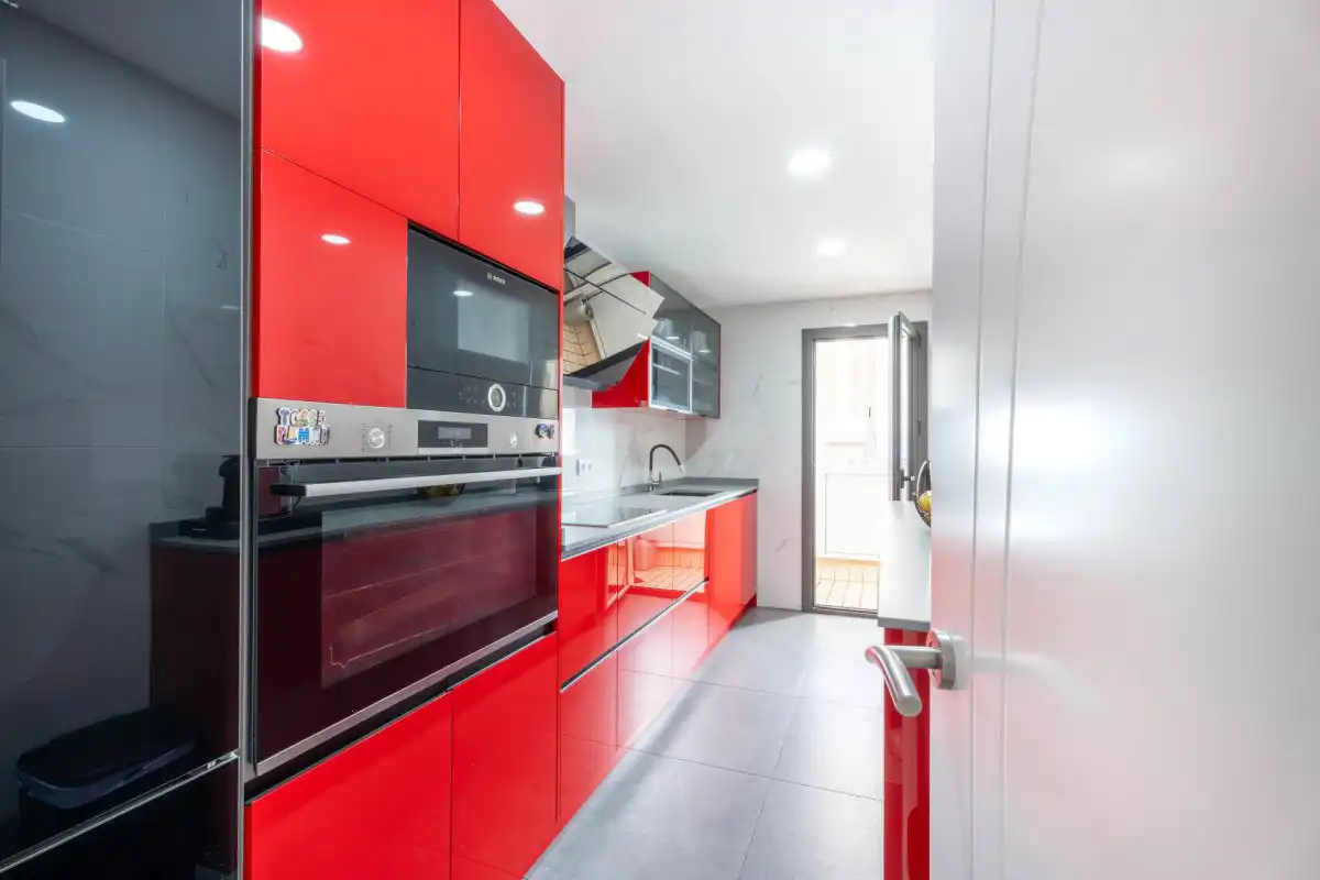 Cocina de Piso en venta en Terrassa con Calefacción y Balcón
