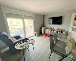 Sala d'estar de Pis en venda en Riells i Viabrea amb Balcó