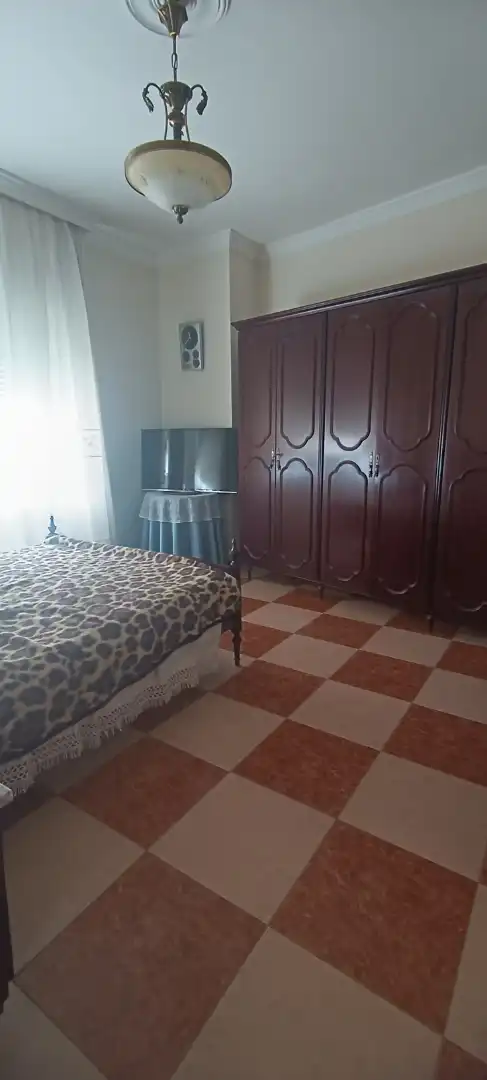 Dormitori de Pis en venda en Loja amb Aire condicionat, Traster i Moblat