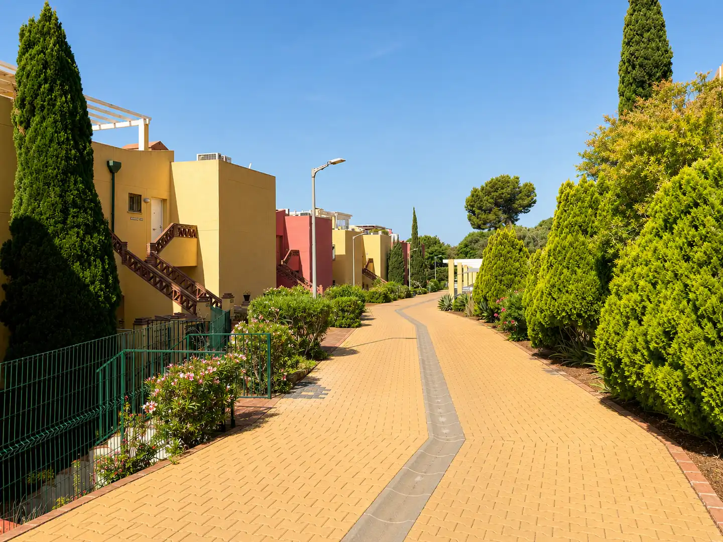 Exterior view of Attic for rent in Benalmádena  with Air Conditioner, Terrace and Furnished