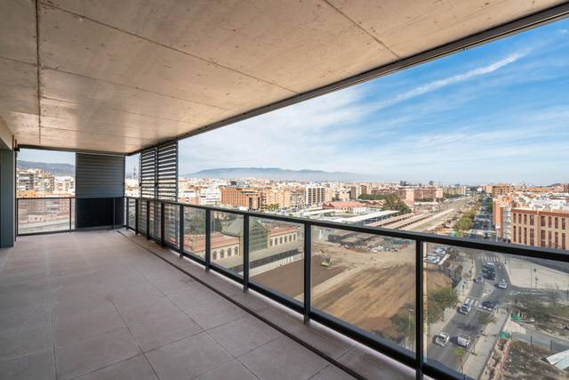 Piso en Alquiler en Avenida SIERRA ALHAMILLA, 34 en Ciudad Jardín - Tagarete - El Zapillo