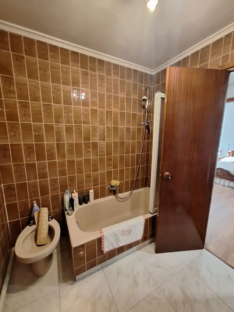 Bathroom of Flat for sale in Barruelo de Santullán  with Storage room and Balcony