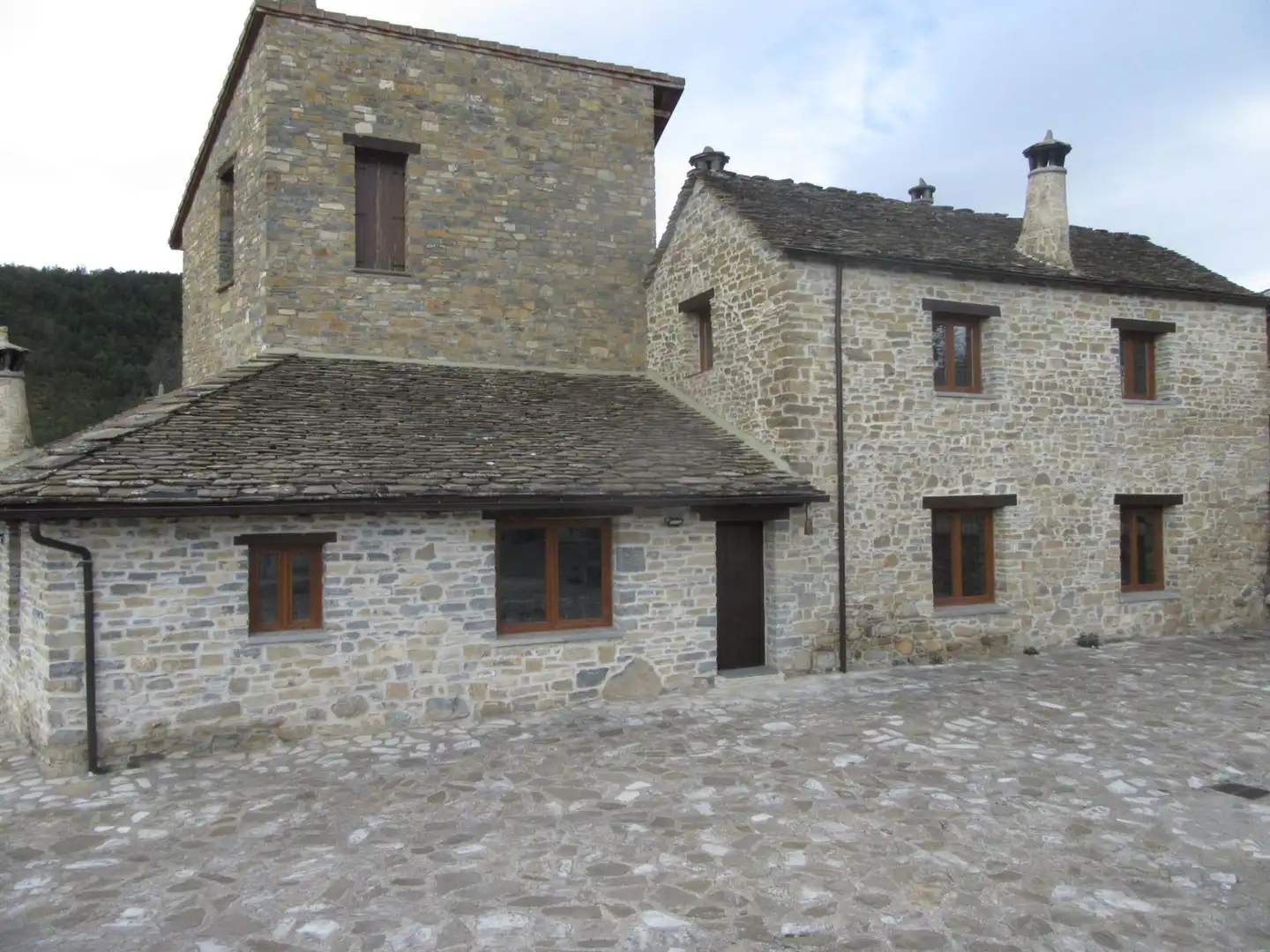 Vista exterior de Casa o chalet en venta en Castiello de Jaca con Calefacción, Jardín privado y Terraza