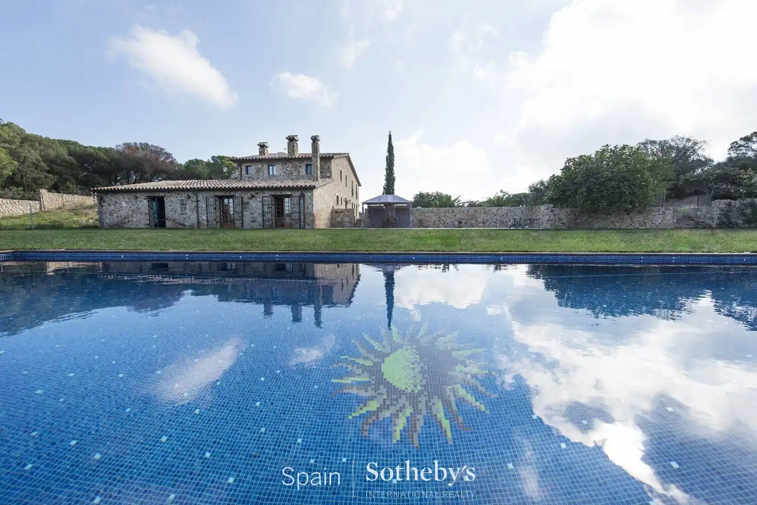Piscina de Finca rústica en venda en Castell d'Aro, Platja d'Aro i s'Agaró amb Calefacció, Jardí privat i Terrassa