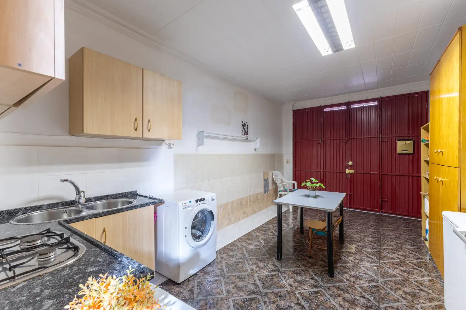 Cuina de Casa o xalet en venda en Viver amb Terrassa i Moblat