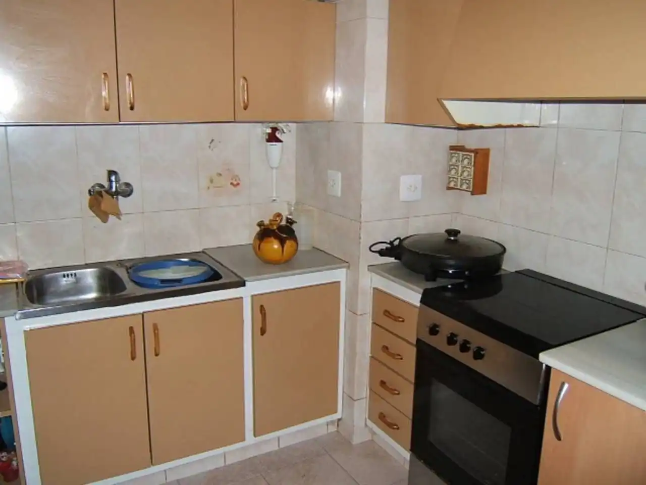 Cuina de Casa o xalet en venda en Paüls amb Calefacció, Terrassa i Moblat