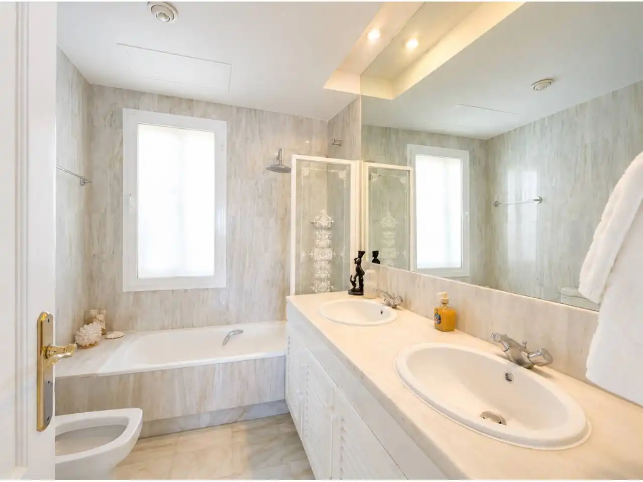 Baño de Apartamento en venta en Ojén con Aire acondicionado, Calefacción y Terraza