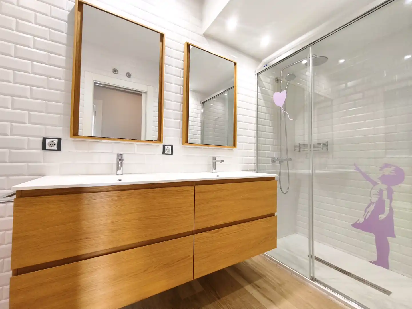 Badezimmer von Wohnung zur Miete in  Logroño mit Klimaanlage, Heizung und Möbliert