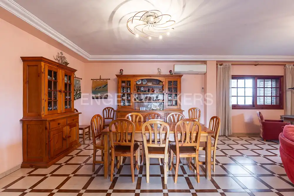 Comedor de Casa o chalet en venta en Alzira con Aire acondicionado, Calefacción y Jardín privado