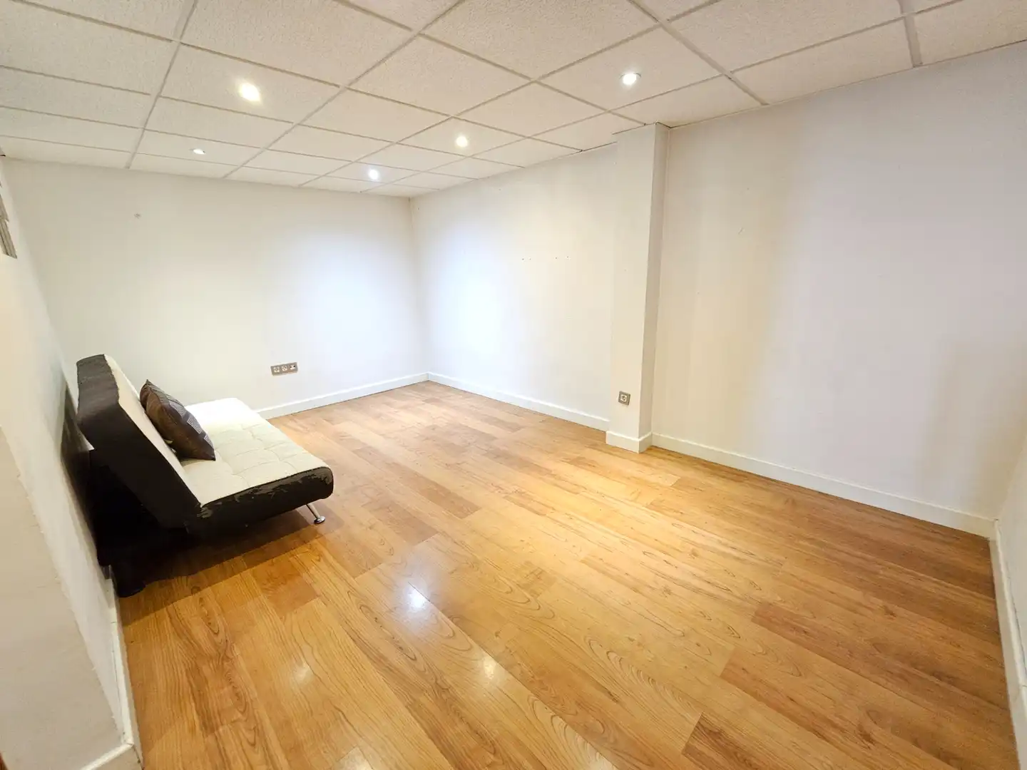 Casa adosada en venta en Ogíjares con Aire acondicionado, Trastero y Amueblado