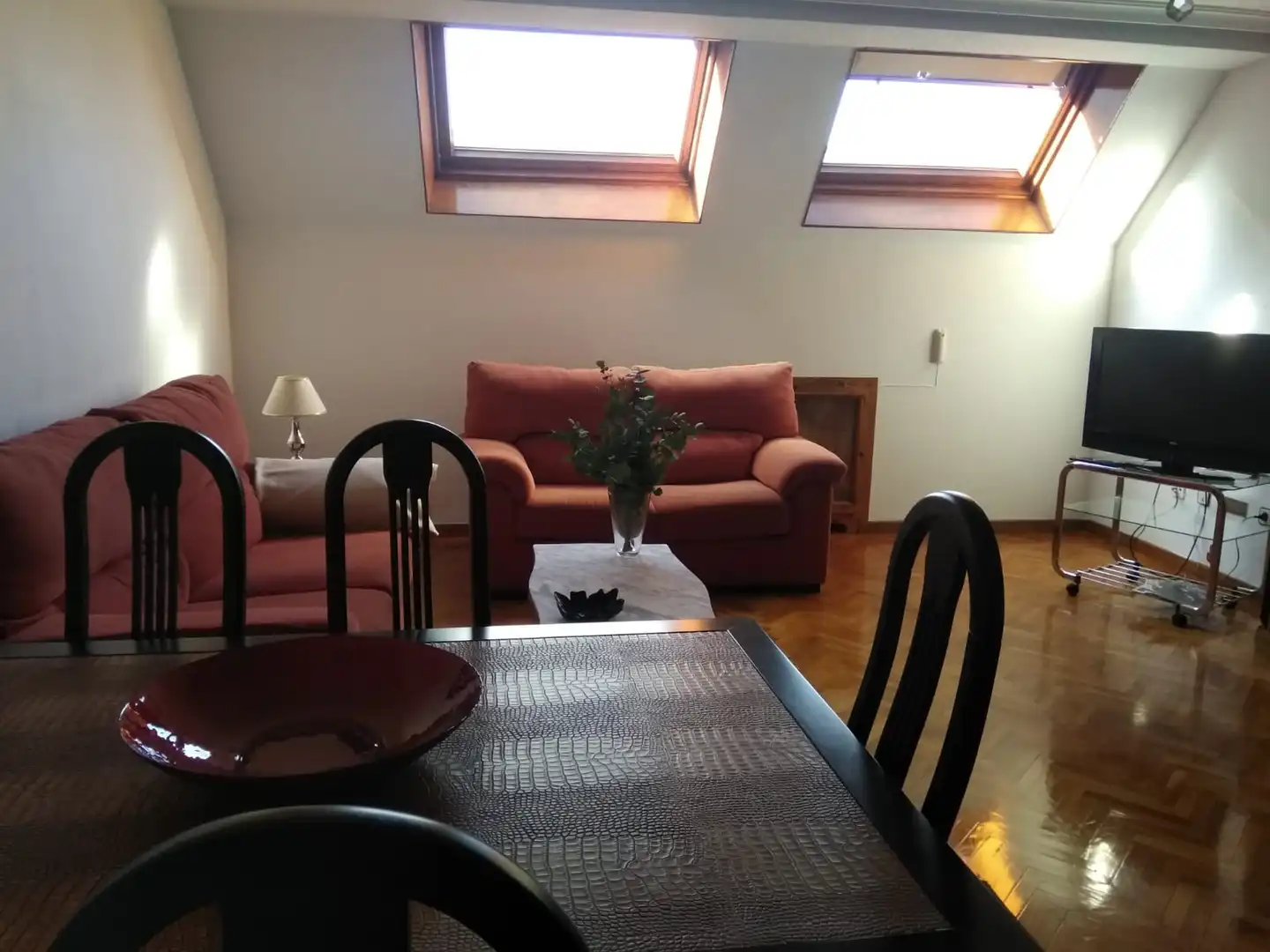 Wohnung zur Miete in Calle Uría, 40, Salesas - Foncalada - Campoamor