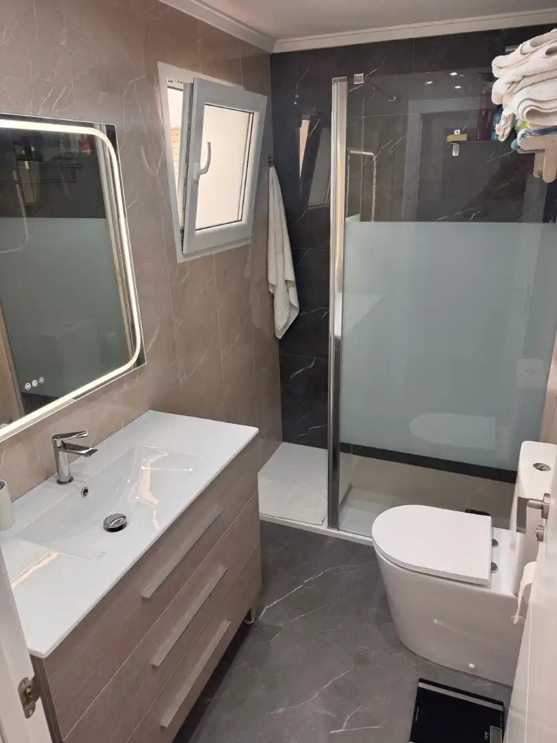 Bathroom of Duplexes for sale in Torrevieja  with Air Conditioner, Heating and Parquet flooring