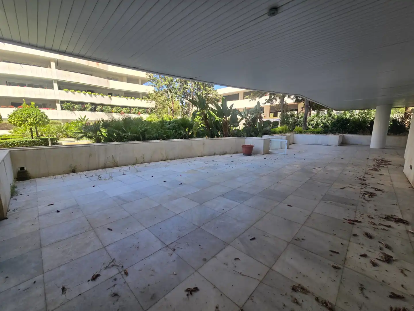 Terrassa de Apartament en venda en Marbella amb Aire condicionat, Calefacció i Jardí privat