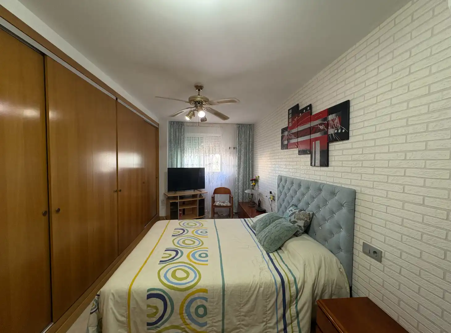 Habitación de Piso en venta en Castellón de la Plana / Castelló de la Plana con Aire acondicionado, Calefacción y Horno