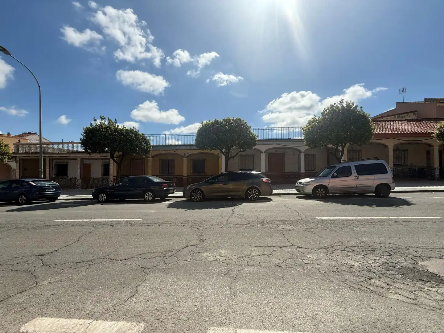 Außenansicht von Residential zum Verkauf in Bormujos