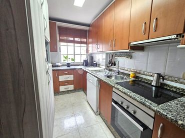 Casa aparellada en venda a Parque de la Ermita