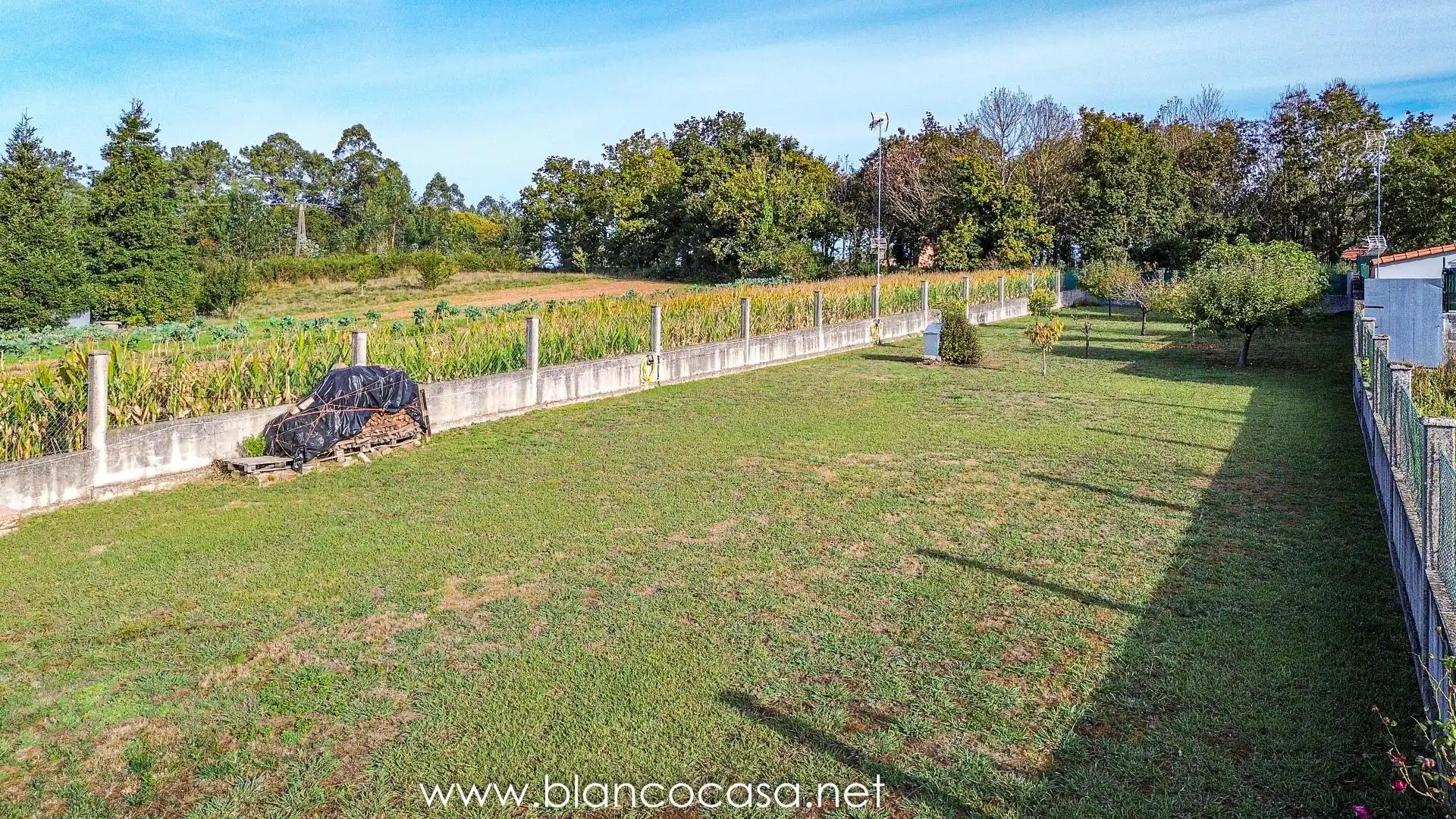 Casa o chalet en venta en Carballo con Calefacción, Trastero y Amueblado