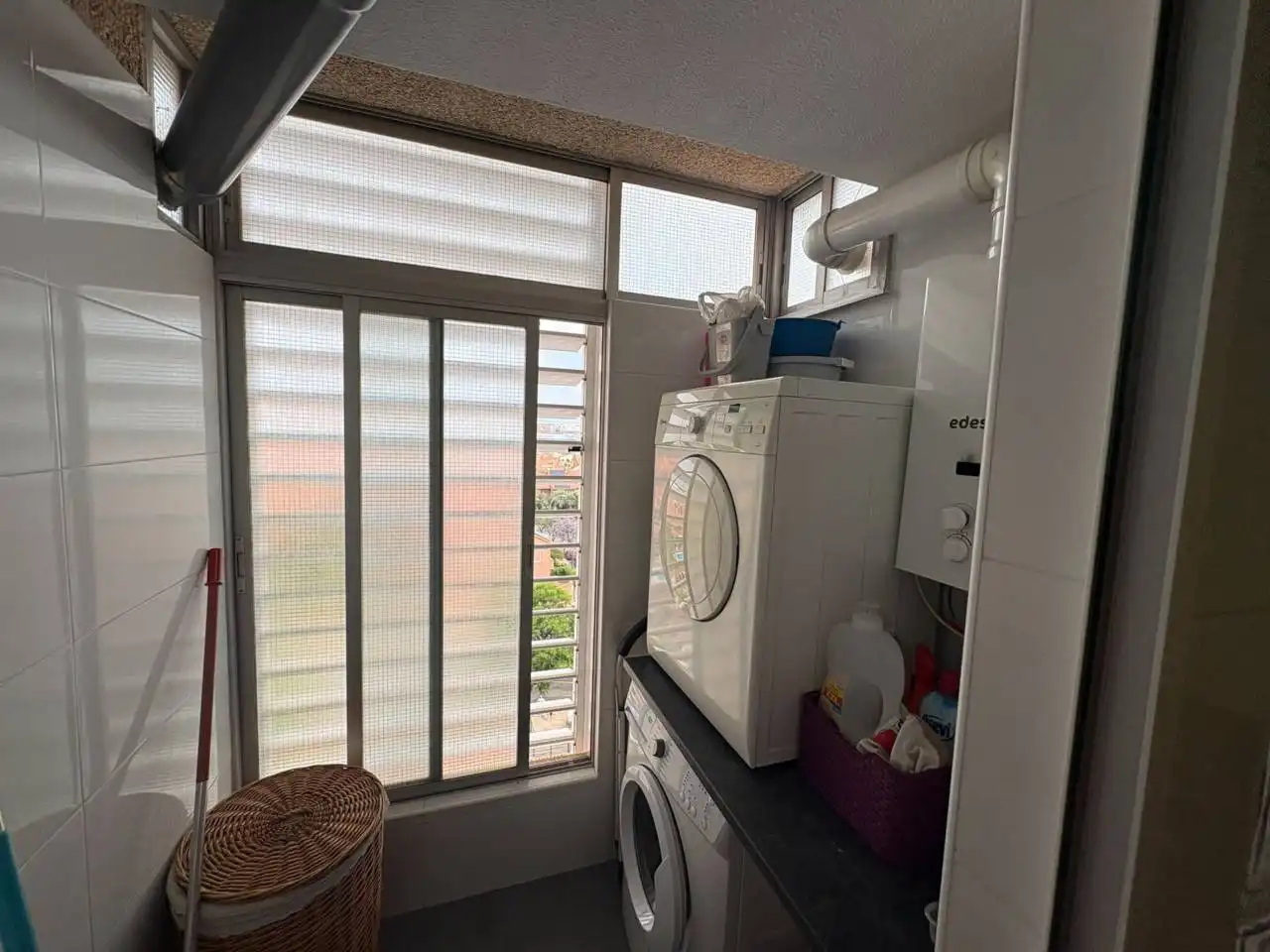 Terrasse von Wohnung zum Verkauf in Alicante / Alacant mit Klimaanlage, Balkon und Gemeinschaftspool